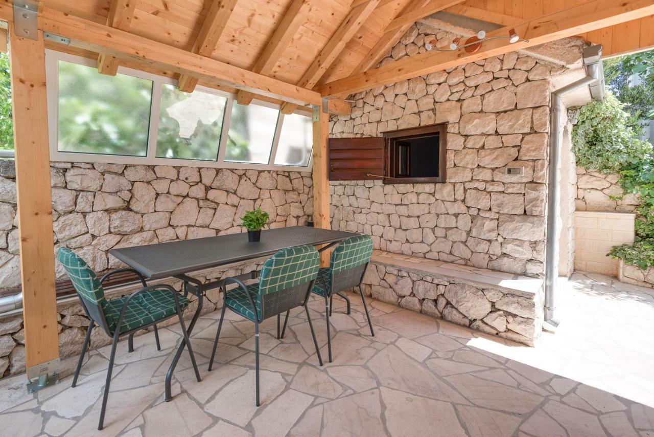 Appartamento Studio Maslina Šibenik Esterno foto